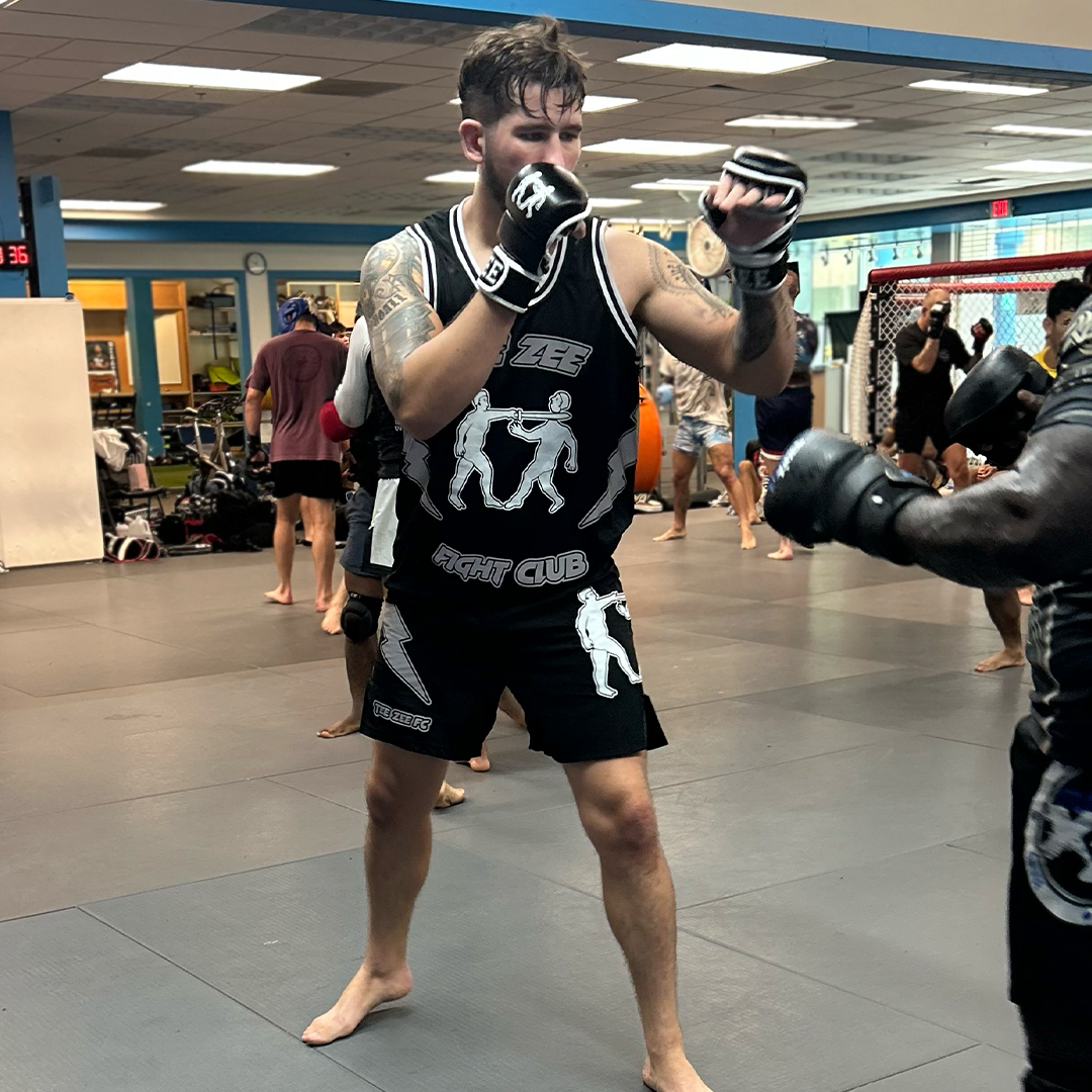 LIGHTNING STRIKER JERSEY